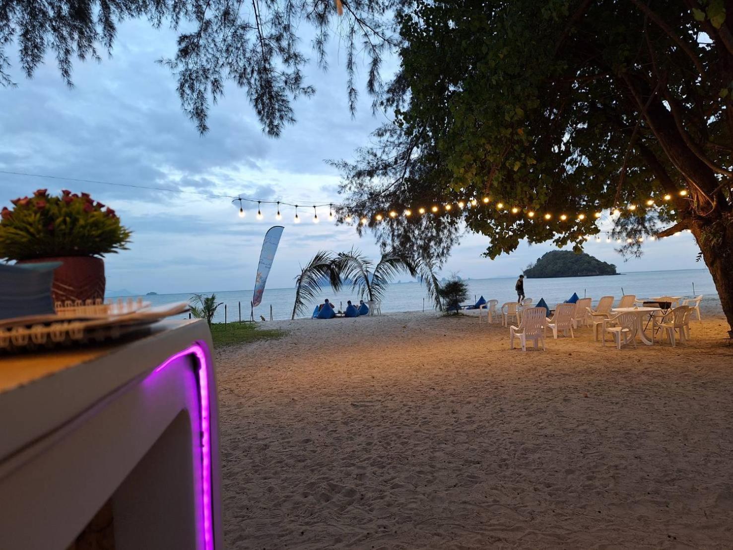 Pan Beachfront Resort Krabi Klong Muang Beach Exterior photo