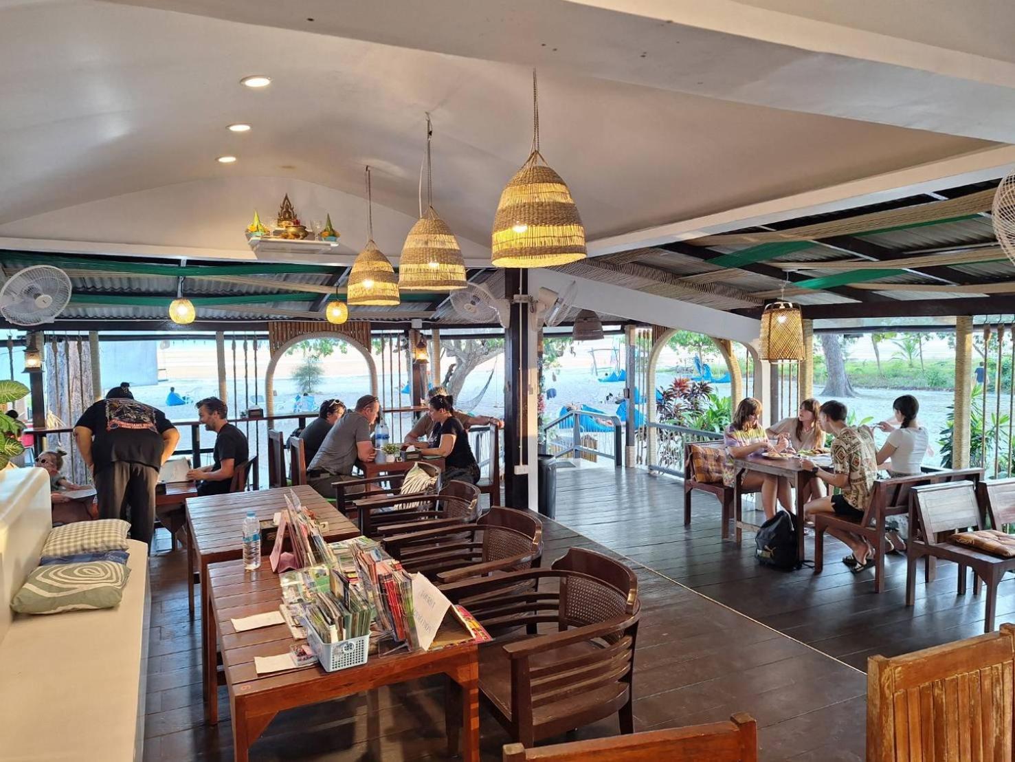 Pan Beachfront Resort Krabi Klong Muang Beach Exterior photo
