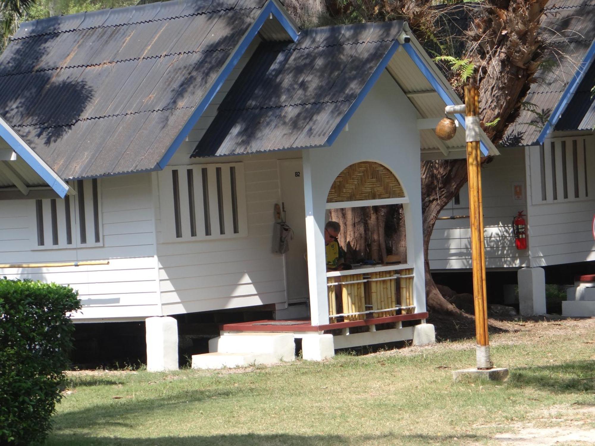 Pan Beachfront Resort Krabi Klong Muang Beach Exterior photo